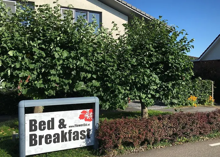 Bed & Breakfast Flowerzzz... *